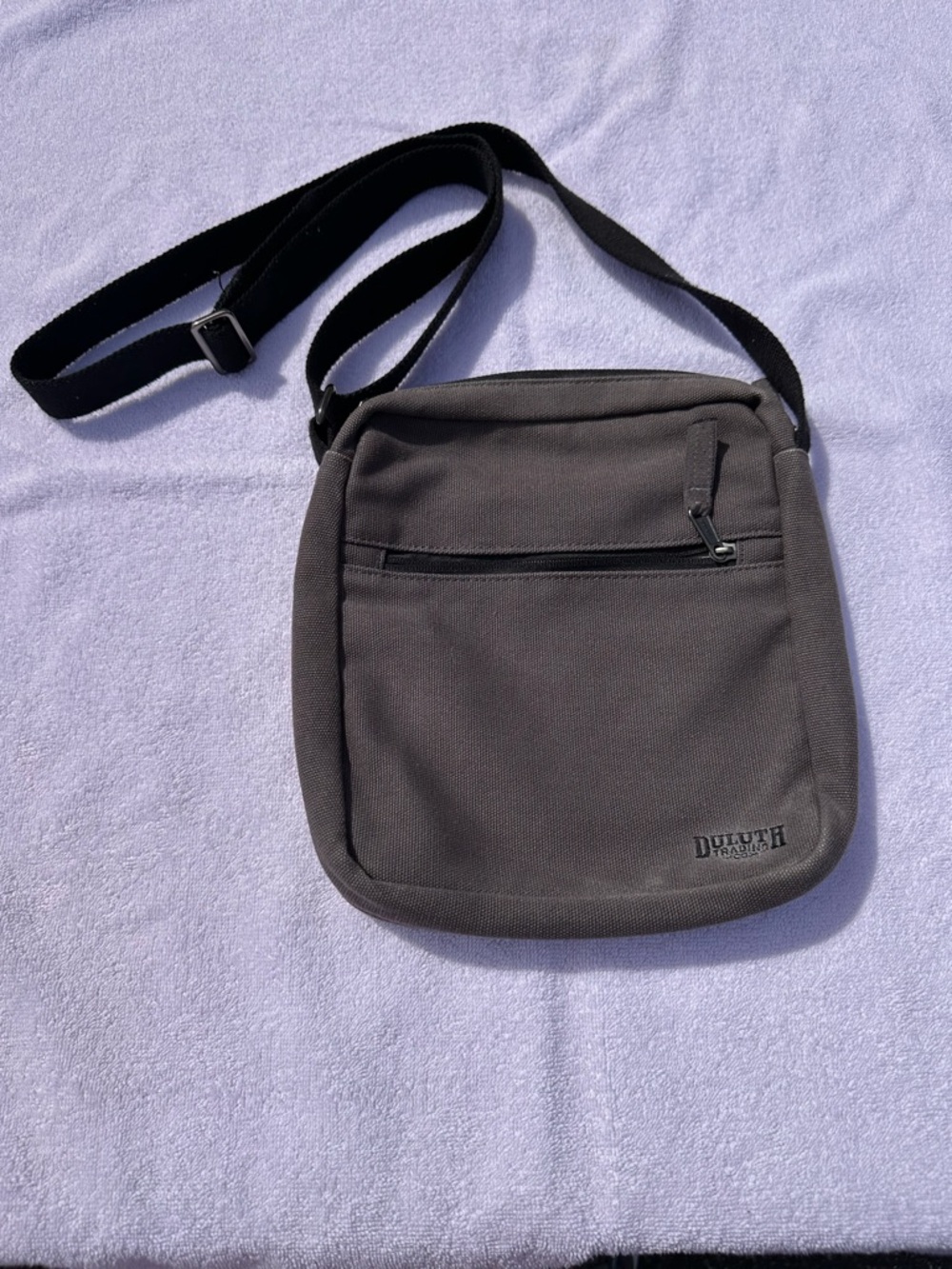 Duluth Trading Co Gray Crossbody Sling Bag